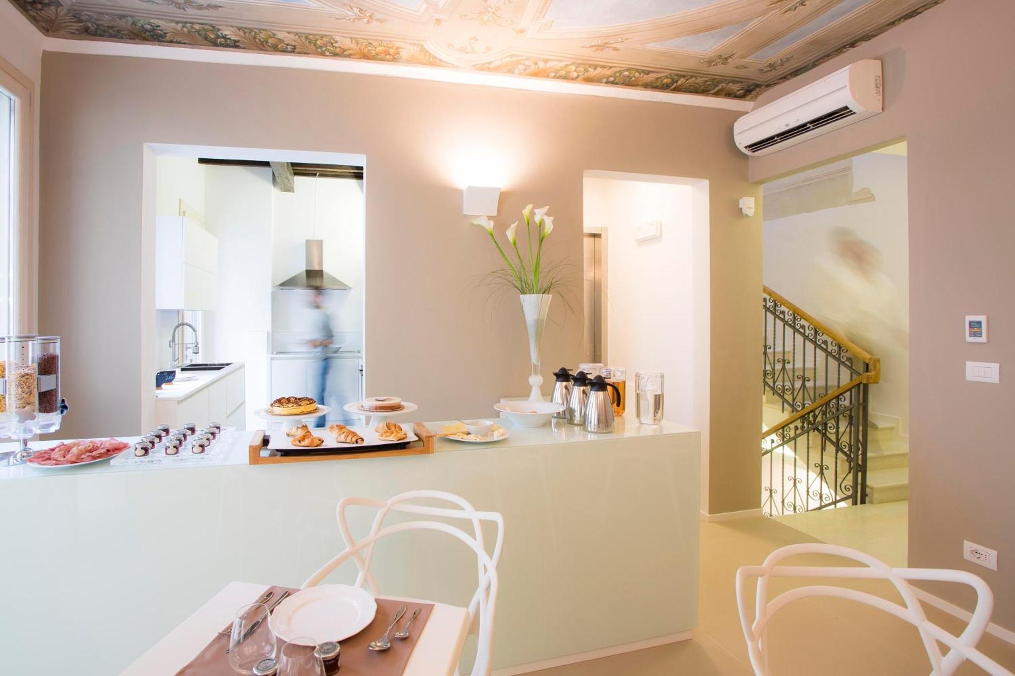 Borgoleoni 18 - Room And Breakfast Ferrara Ngoại thất bức ảnh
